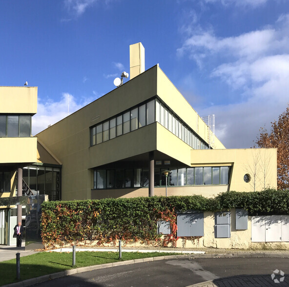 Oficinas en Las Rozas de Madrid, MAD en venta - Foto del edificio - Imagen 2 de 4