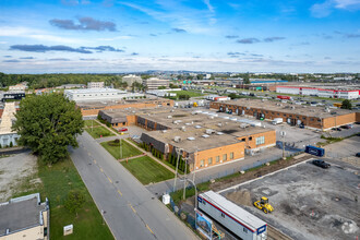 1600-1650 Boul Saint-Régis, Dorval, QC - VISTA AÉREA  vista de mapa