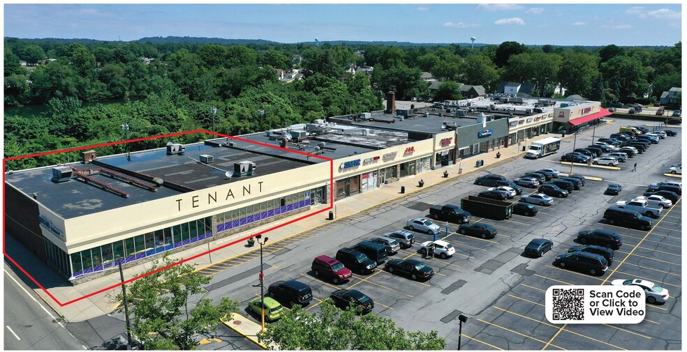 400 Hillside Ave, New Hyde Park, NY en alquiler - Foto del edificio - Imagen 2 de 6