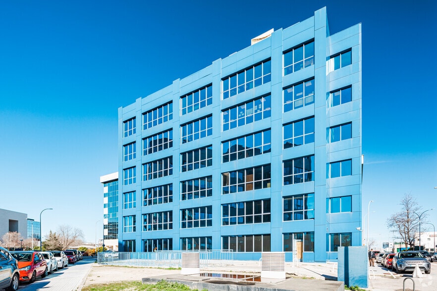 Avenida Sur Aeropuerto de Barajas, 24, Madrid, Madrid en venta - Foto del edificio - Imagen 3 de 7