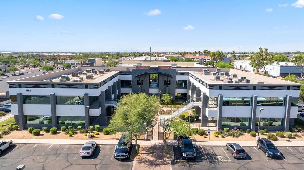 1553 W Todd Dr, Tempe, AZ en alquiler - Foto del edificio - Imagen 1 de 17