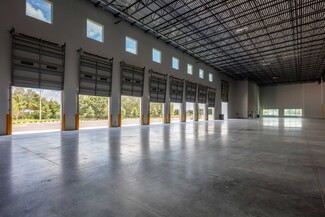 Más detalles para 5402-5424 Hangar Ct, Tampa, FL - Nave en alquiler