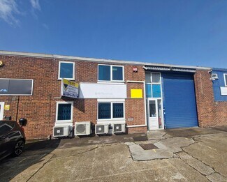 Más detalles de Fitzherbert Rd, Portsmouth - Nave en venta