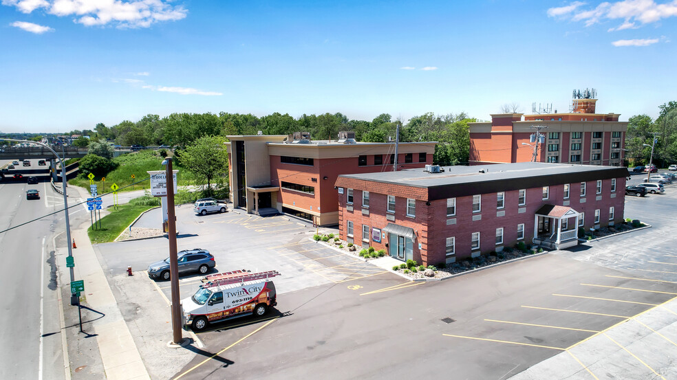 1868 Niagara Falls Blvd, Tonawanda, NY en alquiler - Foto del edificio - Imagen 3 de 5