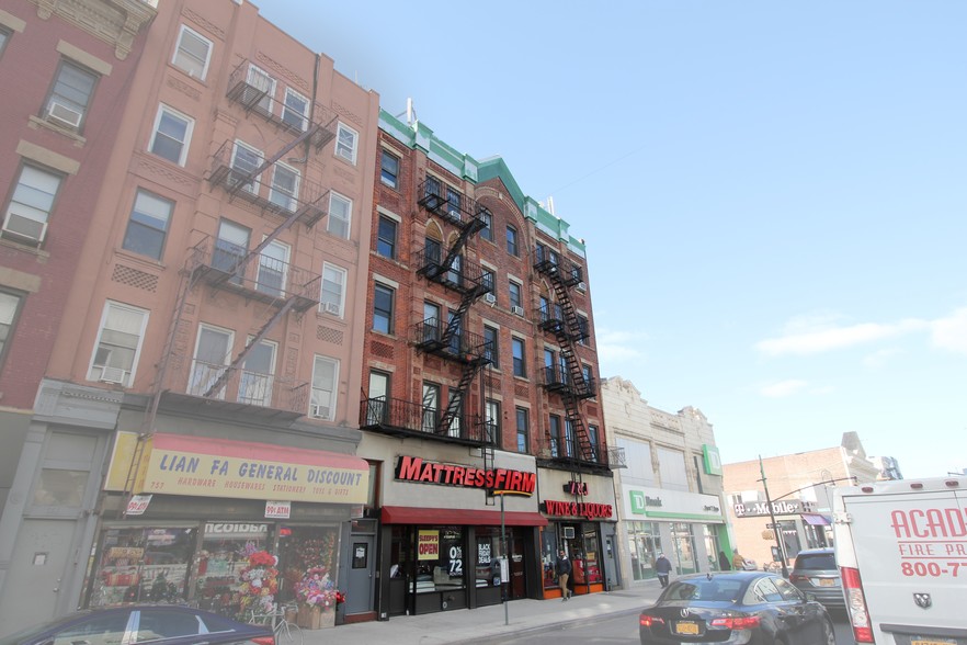 759-761 Manhattan Ave, Brooklyn, NY en venta - Foto del edificio - Imagen 1 de 22