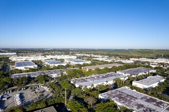 3101-3137 NW 25th Ave, Pompano Beach, FL - vista aérea  vista de mapa - Image1