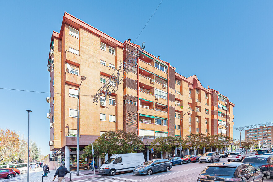 Calle Madrid, 11, Torrejón De Ardoz, Madrid en alquiler - Foto del edificio - Imagen 2 de 6