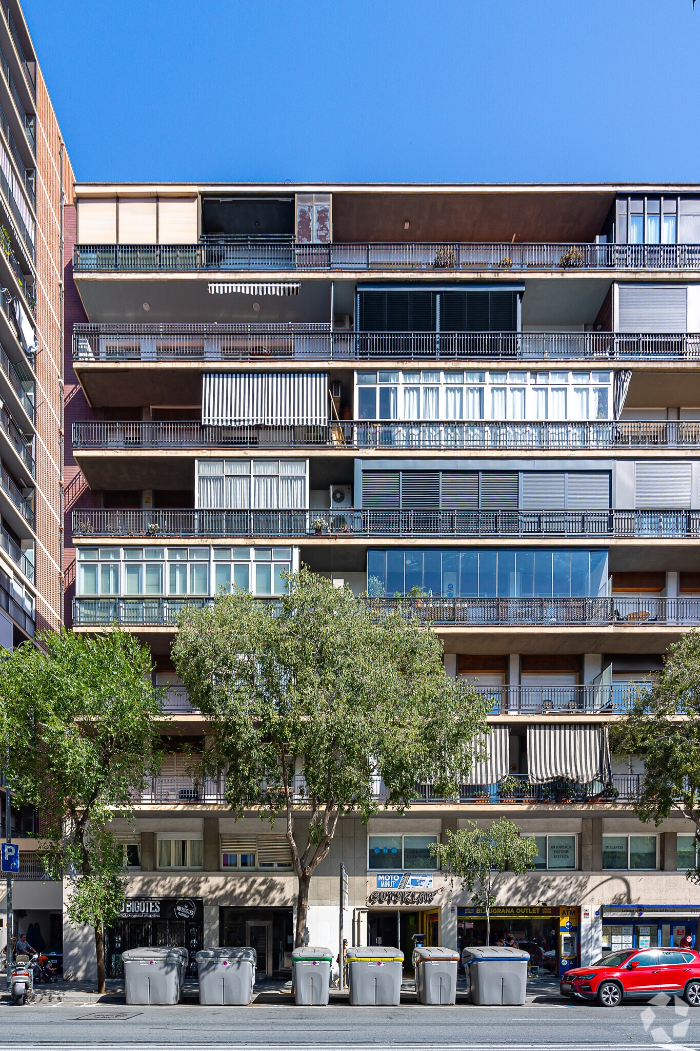 Edificio residencial en Barcelona, Barcelona en venta Foto principal- Imagen 1 de 2