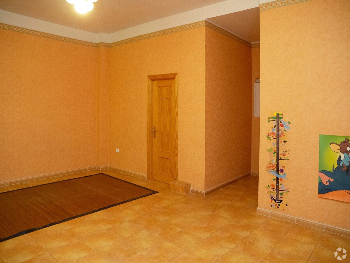 Calle Stuart, 113, Aranjuez, MAD 28300 - Unidad Puerta Y1, Esc. 3 -  - Foto del interior - Image 2 of 12