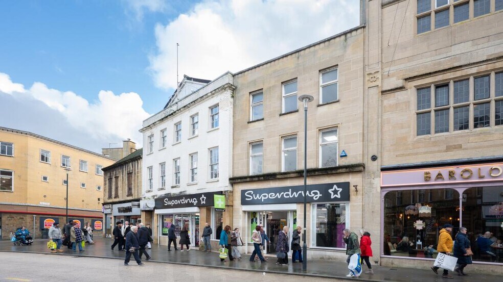 15-16 High St, Yeovil en venta - Foto del edificio - Imagen 2 de 4