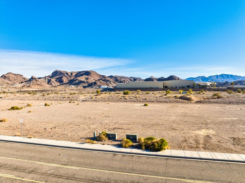 6545 Showplace Ave, Lake Havasu City, AZ en venta - Foto del edificio - Imagen 2 de 15