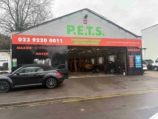 Más detalles de Southampton Rd, Portsmouth - Nave en venta