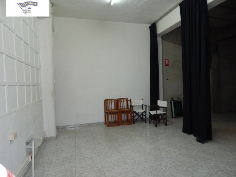 Local en València en venta - Foto del edificio - Imagen 2 de 11