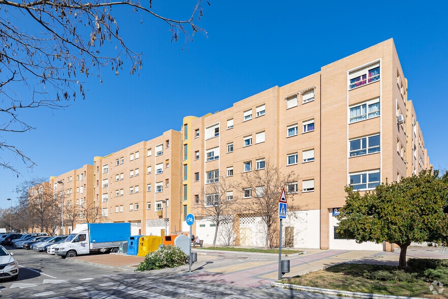 Calle Estocolmo, 122, Alcorcón, Madrid en venta - Foto del edificio - Imagen 1 de 3