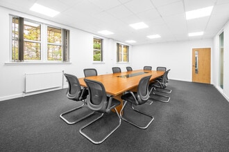 9 Deer Park Ave, Livingston en alquiler Foto del interior- Imagen 2 de 3