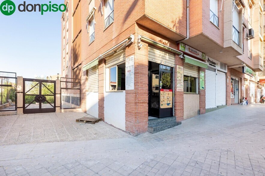 Camino de Alfacar, 17, Granada, Granada en venta - Foto del edificio - Imagen 1 de 19