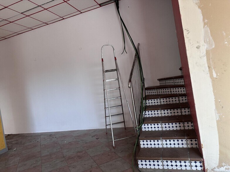 Local en Algeciras, Cádiz en venta - Foto del edificio - Imagen 3 de 12
