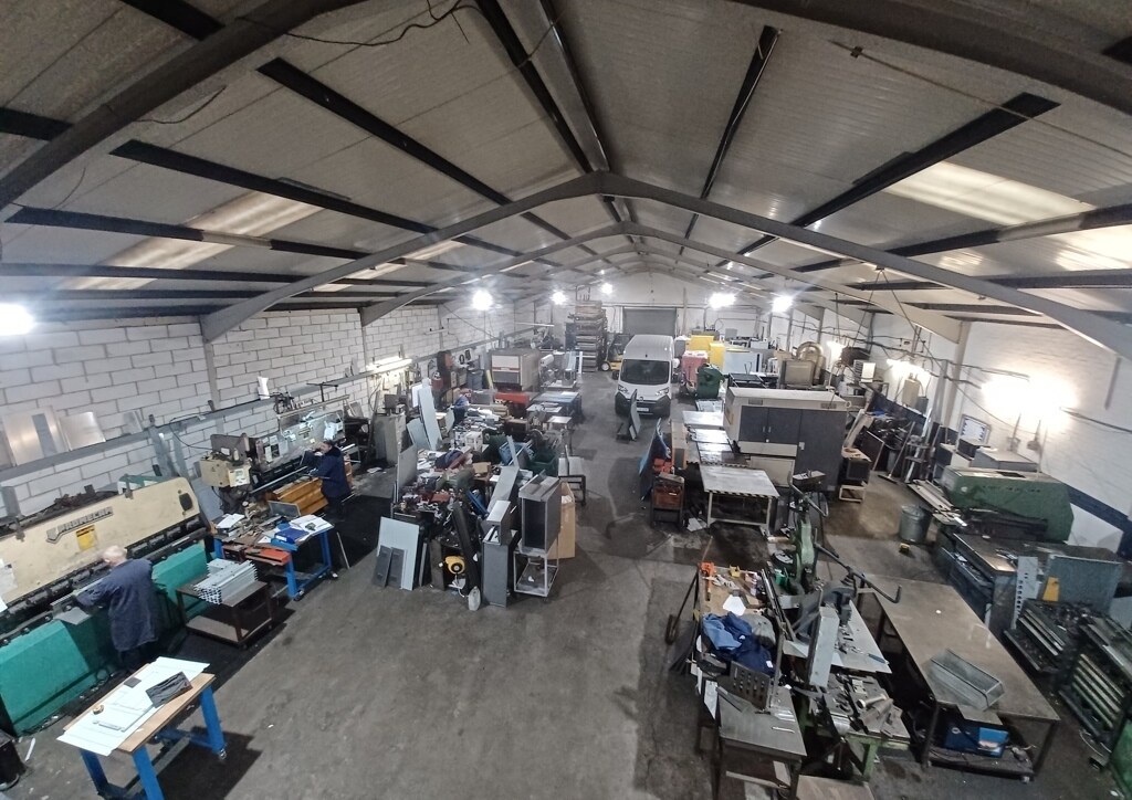 Old Wolverton Rd, Milton Keynes, BKM MK12 5NP - Unidad 1 - - Foto del interior - Image 1 of 2