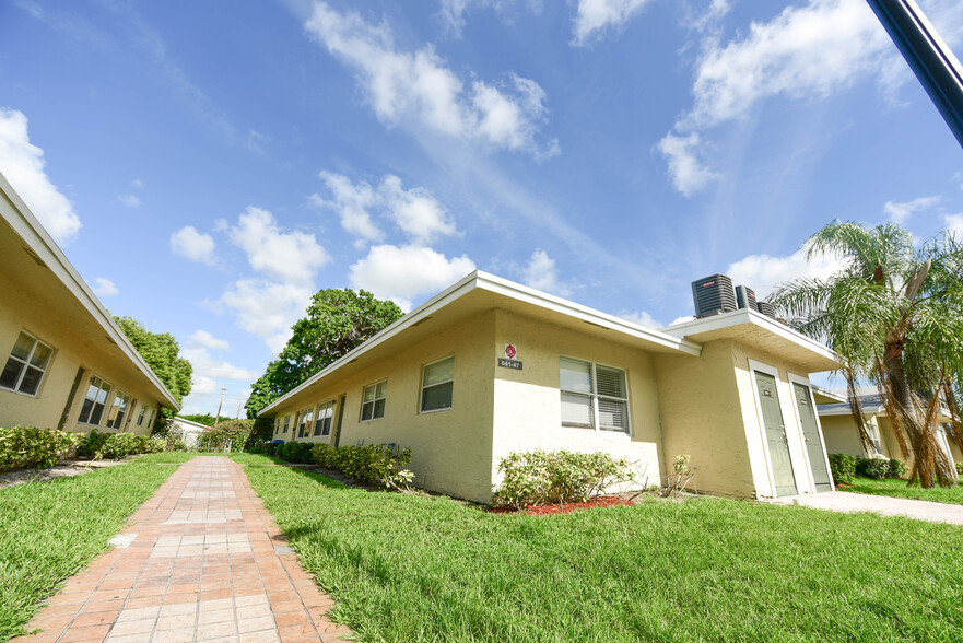 6954 SW 5th St, Margate, FL en venta - Foto del edificio - Imagen 2 de 22