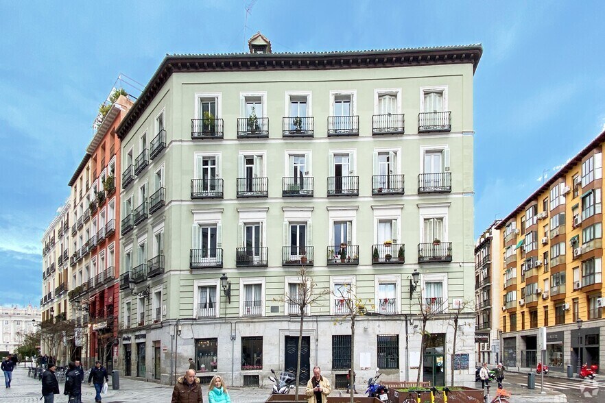 Calle de Felipe V, V 2, Madrid, Madrid en alquiler - Foto del edificio - Imagen 2 de 3