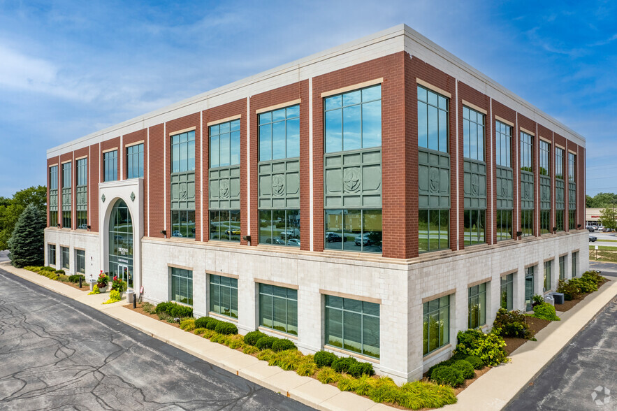 5521 W Lincoln Hwy, Crown Point, IN en alquiler - Foto del edificio - Imagen 2 de 5