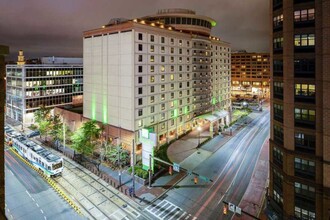 301 W Lombard St, Baltimore, MD en alquiler Foto del edificio- Imagen 1 de 2