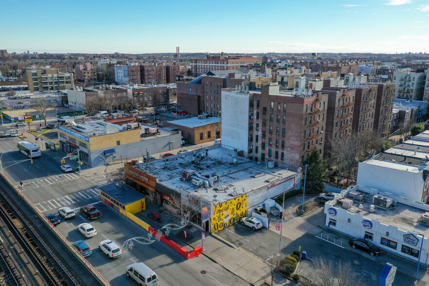 43-10-45-08 Queens Blvd, Sunnyside, NY en venta - Foto del edificio - Imagen 2 de 8