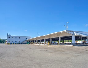 12855 48th Ave S, Tukwila, WA en alquiler Foto del edificio- Imagen 1 de 8