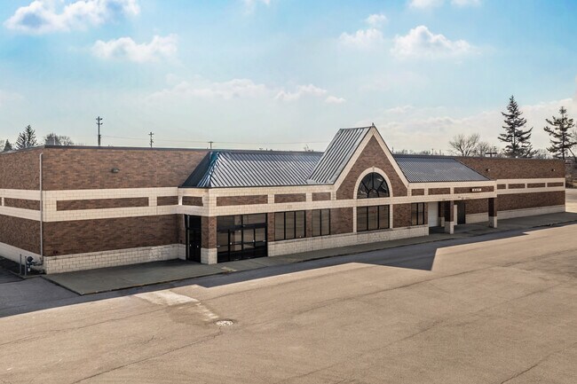 Más detalles de 3201 N Ridge Rd E, Ashtabula, OH - Local en alquiler