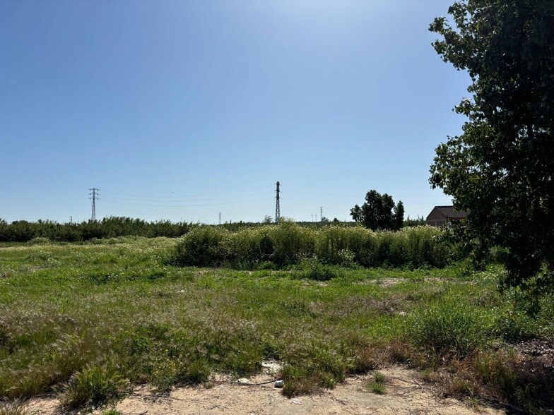 Avenida la Constitución, 86, Bollullos de la Mitación, Sevilla en venta - Foto del edificio - Imagen 1 de 10