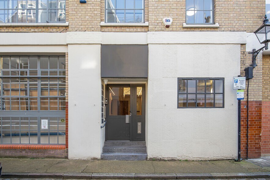 22 Cross Keys Close, London en alquiler - Foto del edificio - Imagen 3 de 3