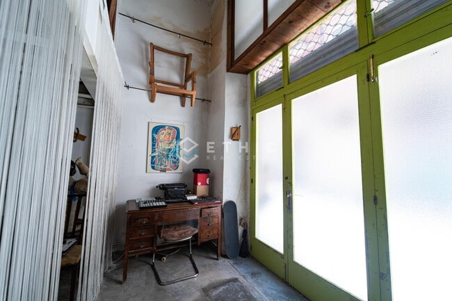 Más detalles de Edificio residencial​ en venta