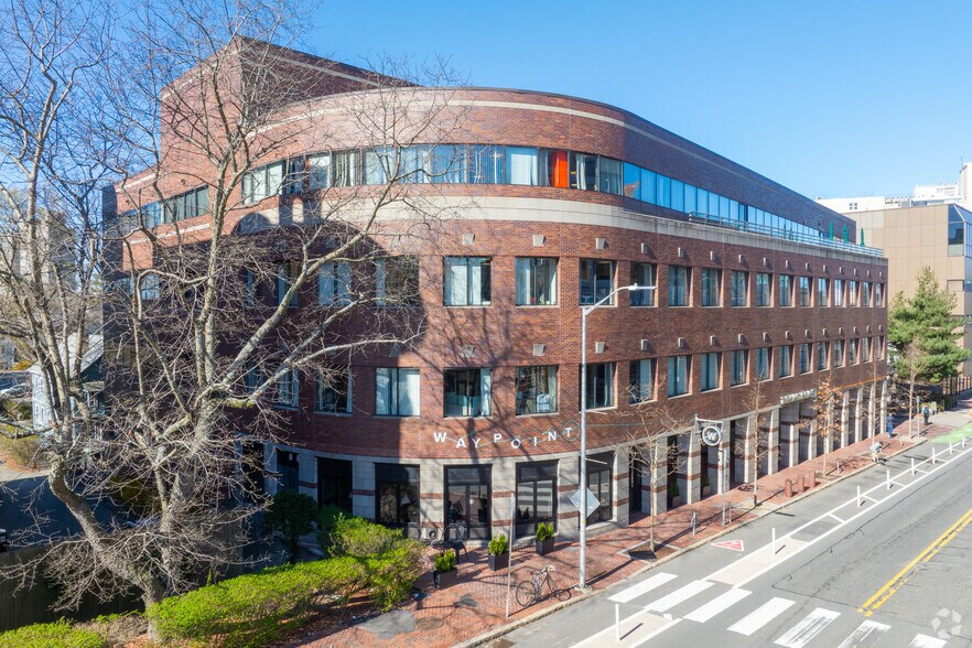 1030 Massachusetts Ave, Cambridge, MA en alquiler - Foto del edificio - Imagen 2 de 6