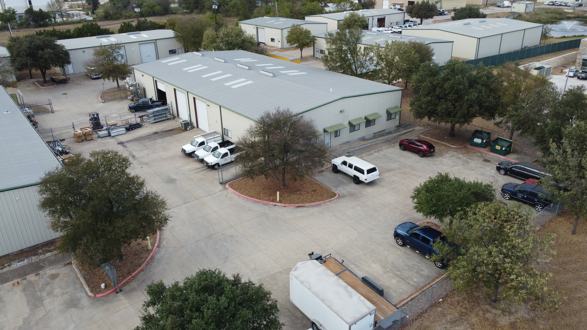 1834 Ferguson Ln, Austin, TX en alquiler Foto del edificio- Imagen 1 de 5