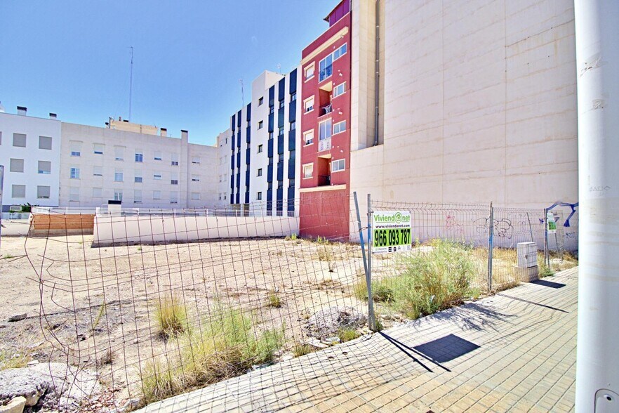 Terreno en Elche, Alicante en venta - Foto de la construcción - Imagen 3 de 8
