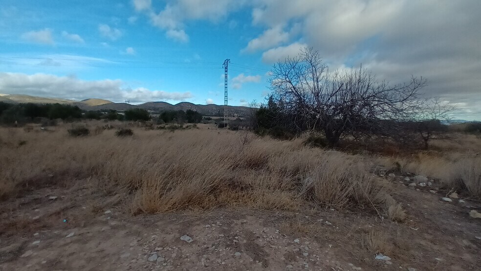 Terreno en Buñol en venta - Foto del edificio - Imagen 3 de 12