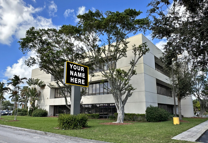 5849 Okeechobee Blvd, West Palm Beach, FL en alquiler - Foto del edificio - Imagen 3 de 11