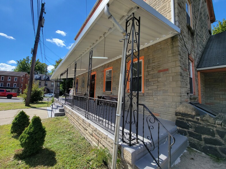 30 Main St, Freemansburg, PA en alquiler - Foto del edificio - Imagen 3 de 9