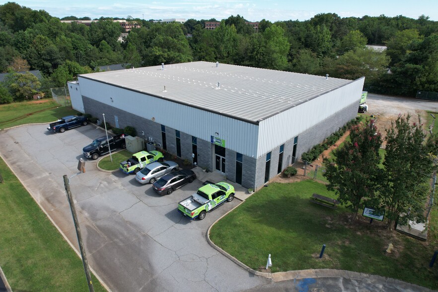 11 Task Industrial Ct, Greenville, SC en venta - Foto del edificio - Imagen 1 de 9