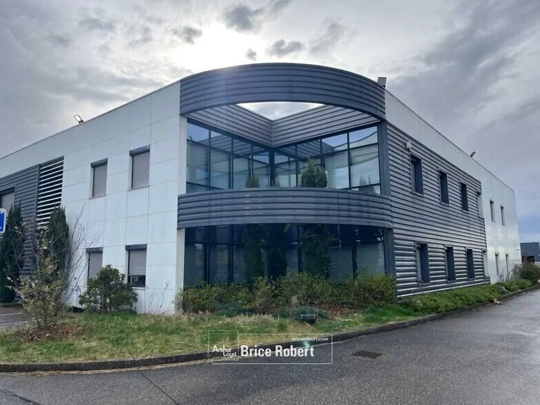 Flex en Saint-Priest en alquiler - Foto del edificio - Imagen 2 de 4