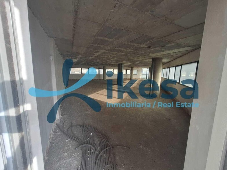 Local en Vícar en venta - Foto del interior - Imagen 2 de 18