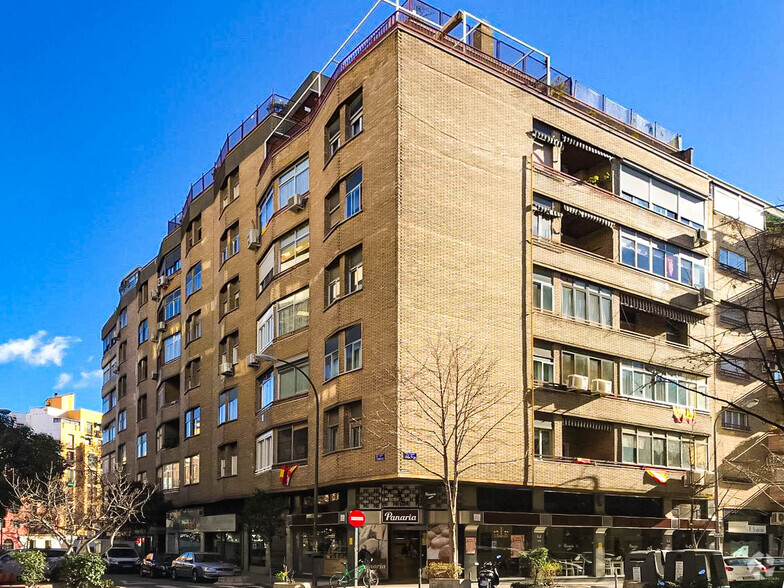 Calle Padilla, 88, Madrid, Madrid en venta - Foto del edificio - Imagen 2 de 2