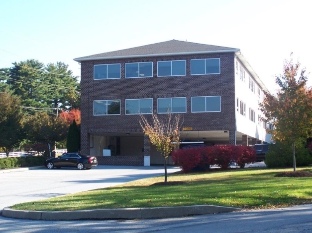 3748 W Chester Pike, Newtown Square, PA en alquiler - Foto del edificio - Imagen 2 de 4