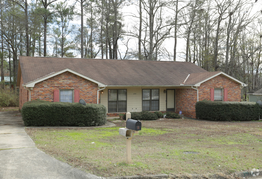 6242 Olde Towne Dr, Columbus, GA en venta - Foto principal - Imagen 1 de 3