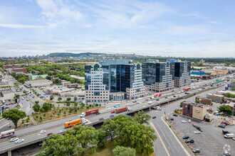 110 Boul Crémazie O, Montréal, QC - VISTA AÉREA  vista de mapa