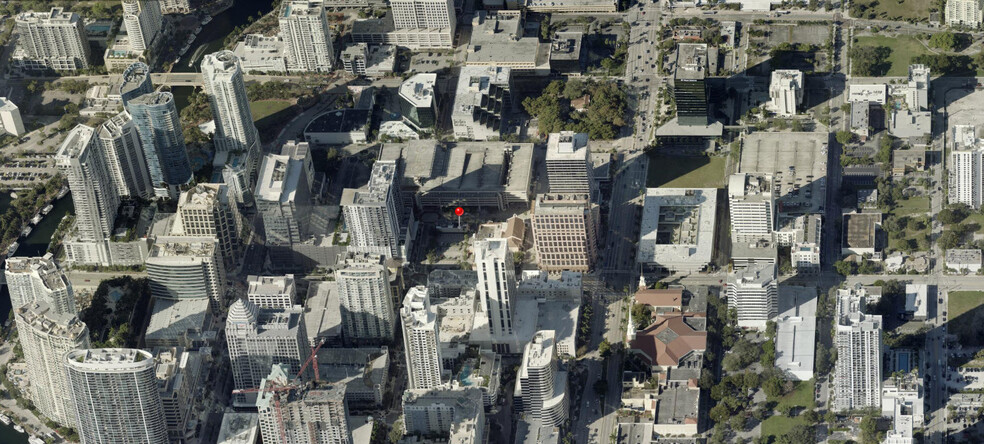 201 SE 2nd St, Fort Lauderdale, FL en alquiler - Foto del edificio - Imagen 2 de 17