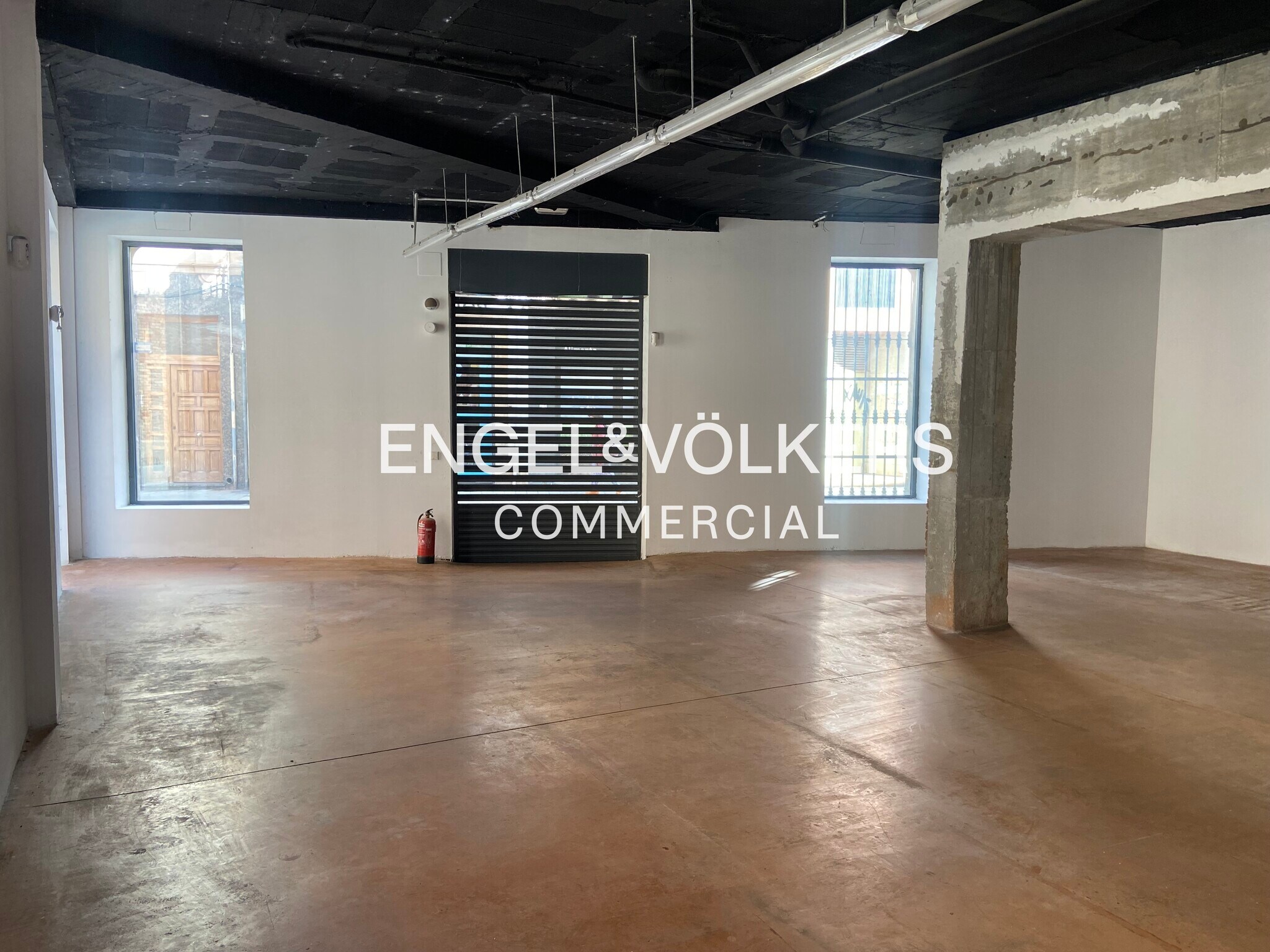 Local en L'Hospitalet de Llobregat, Barcelona en alquiler Foto del interior- Imagen 1 de 20