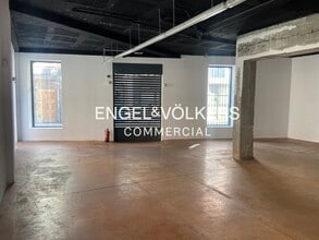 Local en L'Hospitalet de Llobregat, Barcelona en alquiler Foto del interior- Imagen 1 de 20