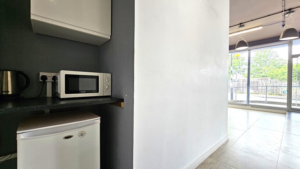 41-75 Consort Rd, London en alquiler - Foto del edificio - Imagen 2 de 7