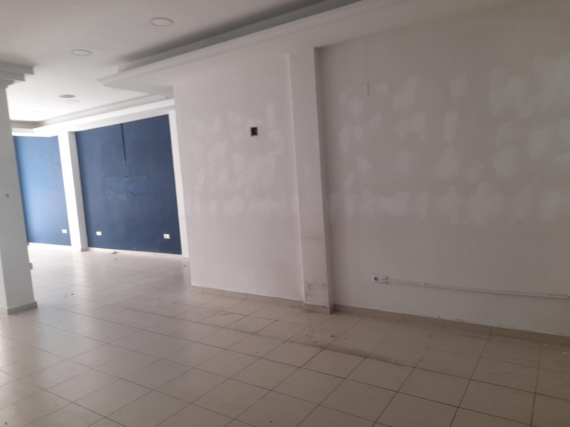 Local en Cáceres, Cáceres en alquiler Foto del edificio- Imagen 1 de 8